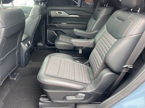 Certified 2025 Ford Explorer ST-Line image 22