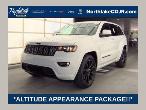 Used 2021 Jeep Grand Cherokee Laredo X AWD/4WD image 1
