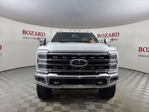 Used 2023 Ford F250 Lariat w/ Lariat Ultimate Package AWD/4WD image 2
