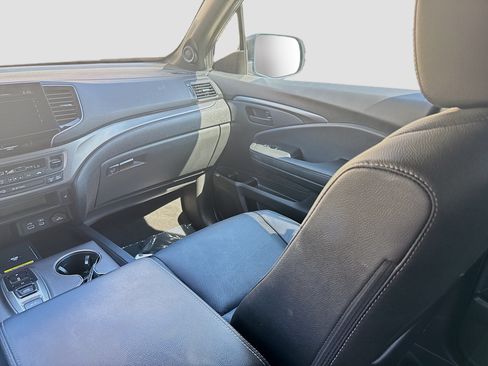 Certified 2024 Honda Passport EX-L image 21