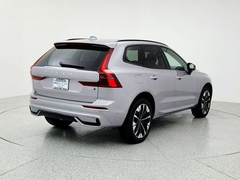 New 2026 Volvo XC60 B5 Plus w/ Climate Package image 5