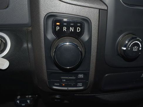 Used 2018 RAM 1500 Express w/ Express Value Package image 29