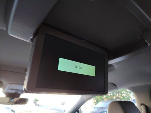 Used 2023 Honda Odyssey Touring image 15