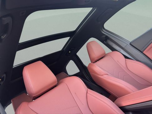 New 2026 BMW X1 xDrive28i w/ Technology Package image 29