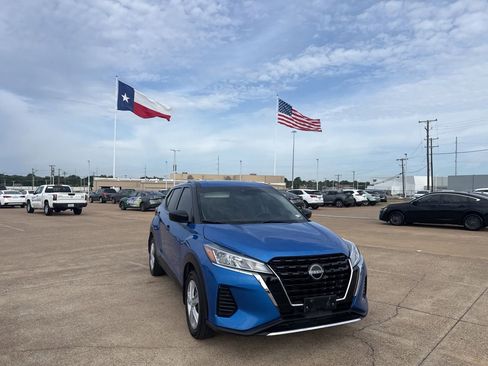 Certified 2024 Nissan Kicks S FWD image 2