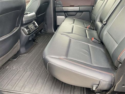 Used 2022 Ford F150 Lariat w/ Equipment Group 502A High image 46