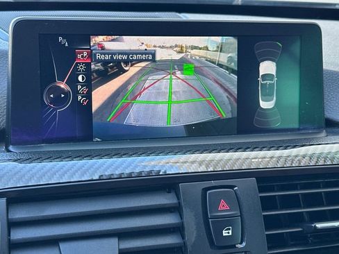 Used 2015 BMW M4 Convertible image 22