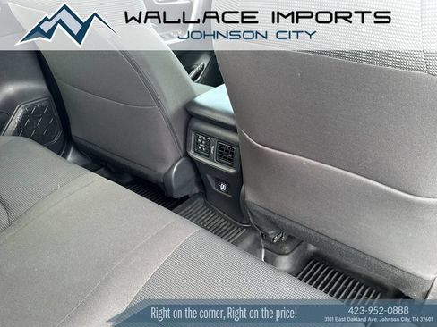 Used 2024 Toyota RAV4 LE AWD/4WD image 38