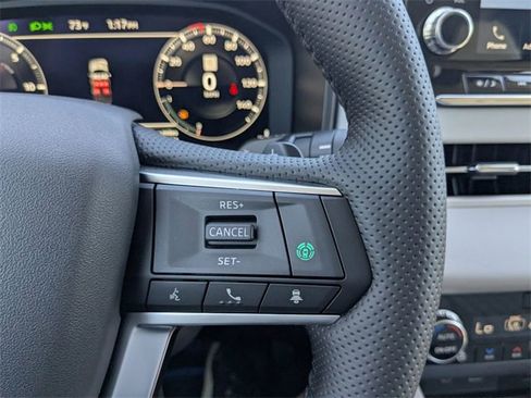 New 2025 Mitsubishi Outlander SEL image 25