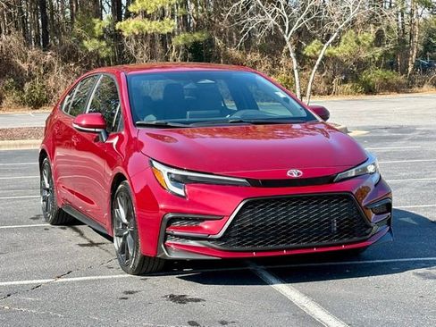 Used 2024 Toyota Corolla SE image 11