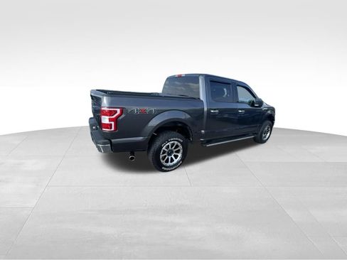 Used 2018 Ford F150 XLT w/ Equipment Group 302A Luxury AWD/4WD image 18