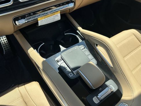 New 2026 Mercedes-Benz GLS 450 4MATIC image 33