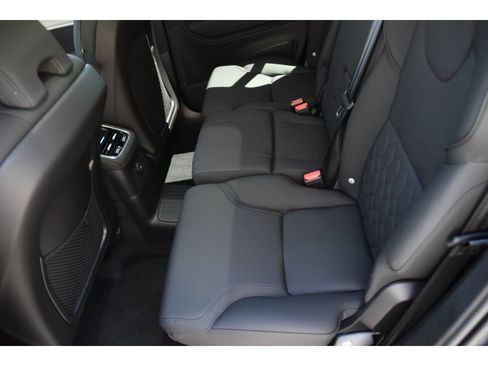 New 2026 Volvo XC90 T8 Plus w/ Protection Package Premier AWD/4WD image 15