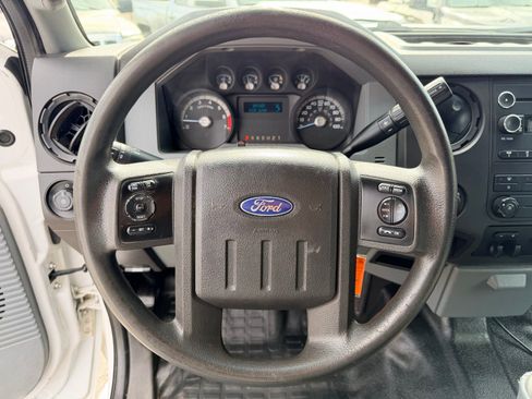 Used 2012 Ford F250 XL w/ PWR Equipment Group image 10