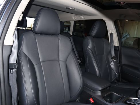 Used 2025 Subaru Outback Limited image 42