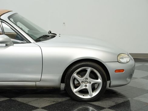 Used 2001 MAZDA MX-5 Miata LS image 24