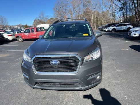 Used 2022 Subaru Ascent Touring image 2