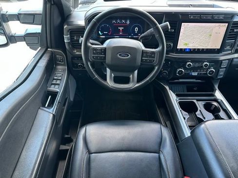 Used 2023 Ford F250 Lariat w/ Lariat Ultimate Package AWD/4WD image 11