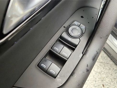 Used 2023 Chevrolet Blazer RS w/ Driver Confidence II Package FWD image 31
