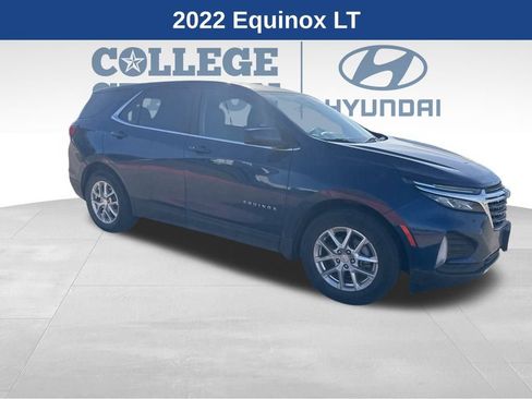 Used 2022 Chevrolet Equinox LT image 1