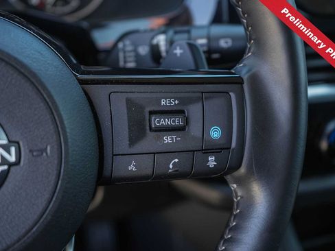 Used 2025 Nissan Pathfinder SL w/ Black Appearance Package FWD image 19