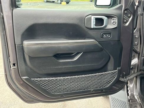 Used 2021 Jeep Wrangler Unlimited Sahara image 14