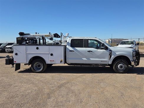 New 2025 Ford F350 XL w/ XL Chrome Package image 5