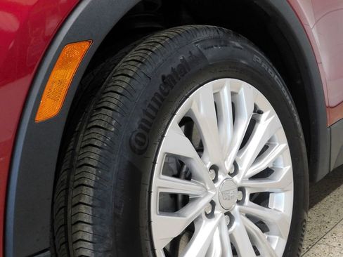 Used 2024 Cadillac XT4 Luxury w/ Cold Weather Package image 26