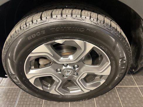 Used 2019 Honda CR-V EX image 5