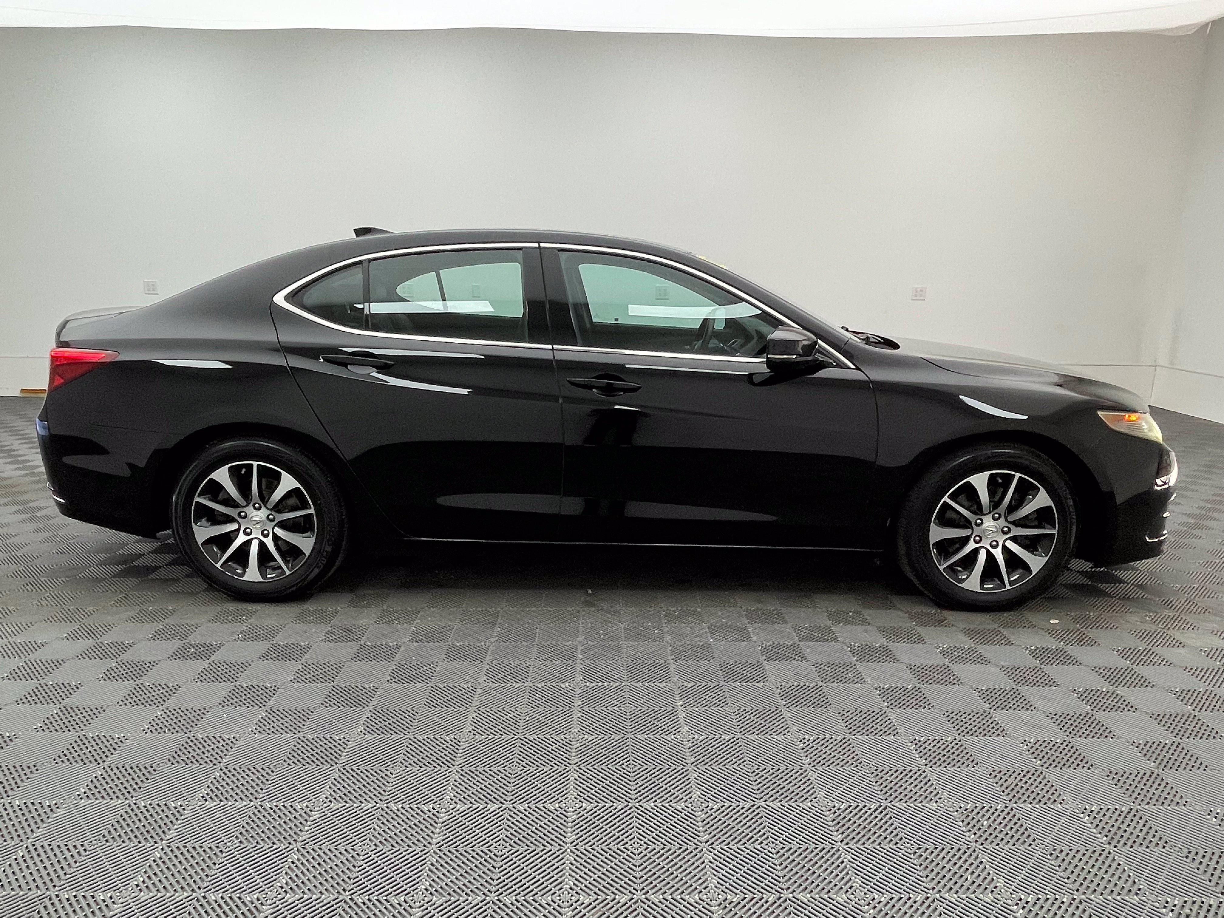 Used 2016 Acura TLX w/ Technology Package FWD image 7