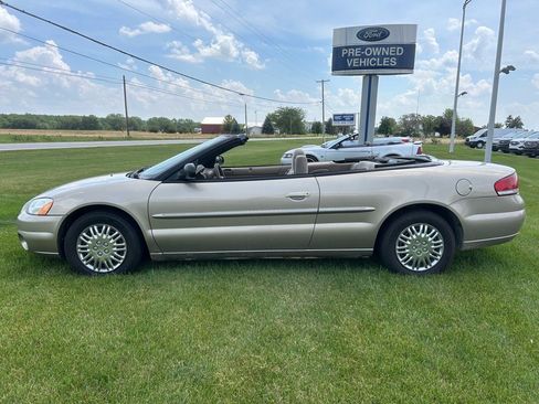 Used 2002 Chrysler Sebring LX image 5