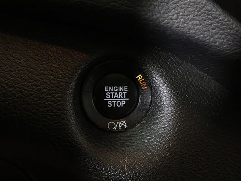 Used 2019 Jeep Cherokee Limited AWD/4WD image 43