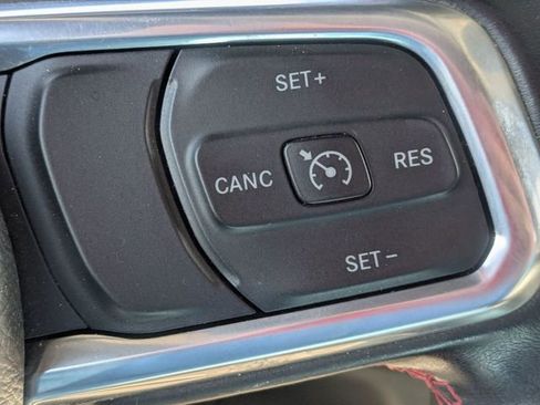 Used 2022 Jeep Wrangler Unlimited Rubicon w/ Cold Weather Group image 19