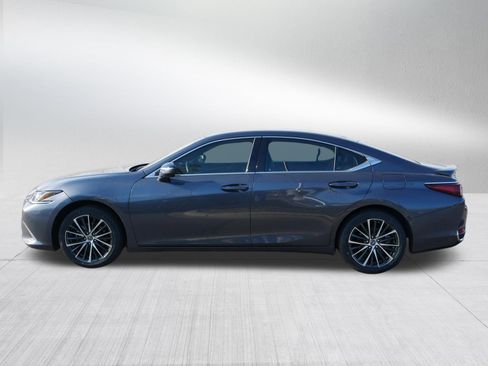 Used 2024 Lexus ES 250 w/ Premium Package image 4