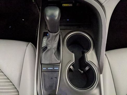 Used 2023 Toyota Camry SE w/ Audio Upgrade Package image 9