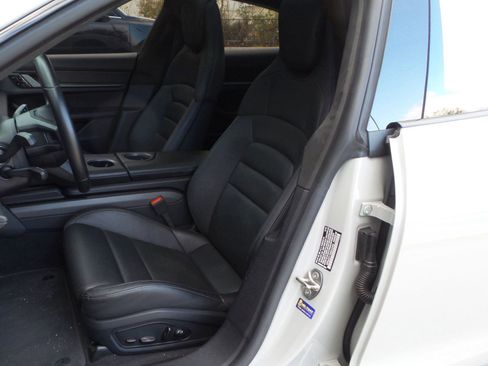 Used 2021 Porsche Taycan Turbo S image 8