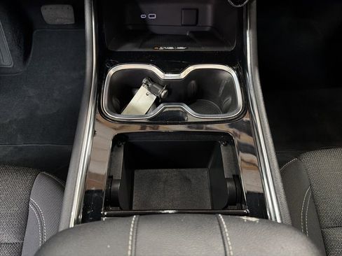 Used 2024 Chevrolet Traverse LT w/ Trailering Package image 22