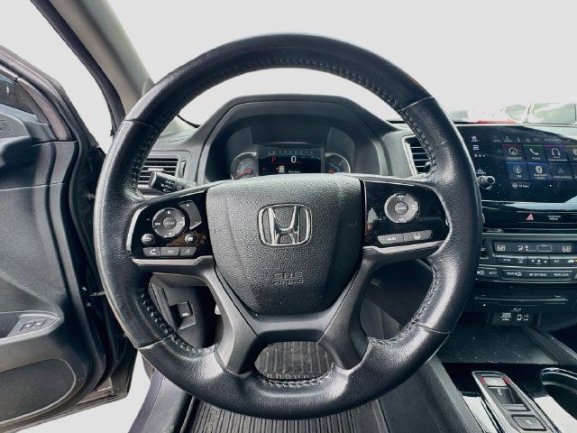 Used 2022 Honda Pilot Touring image 14