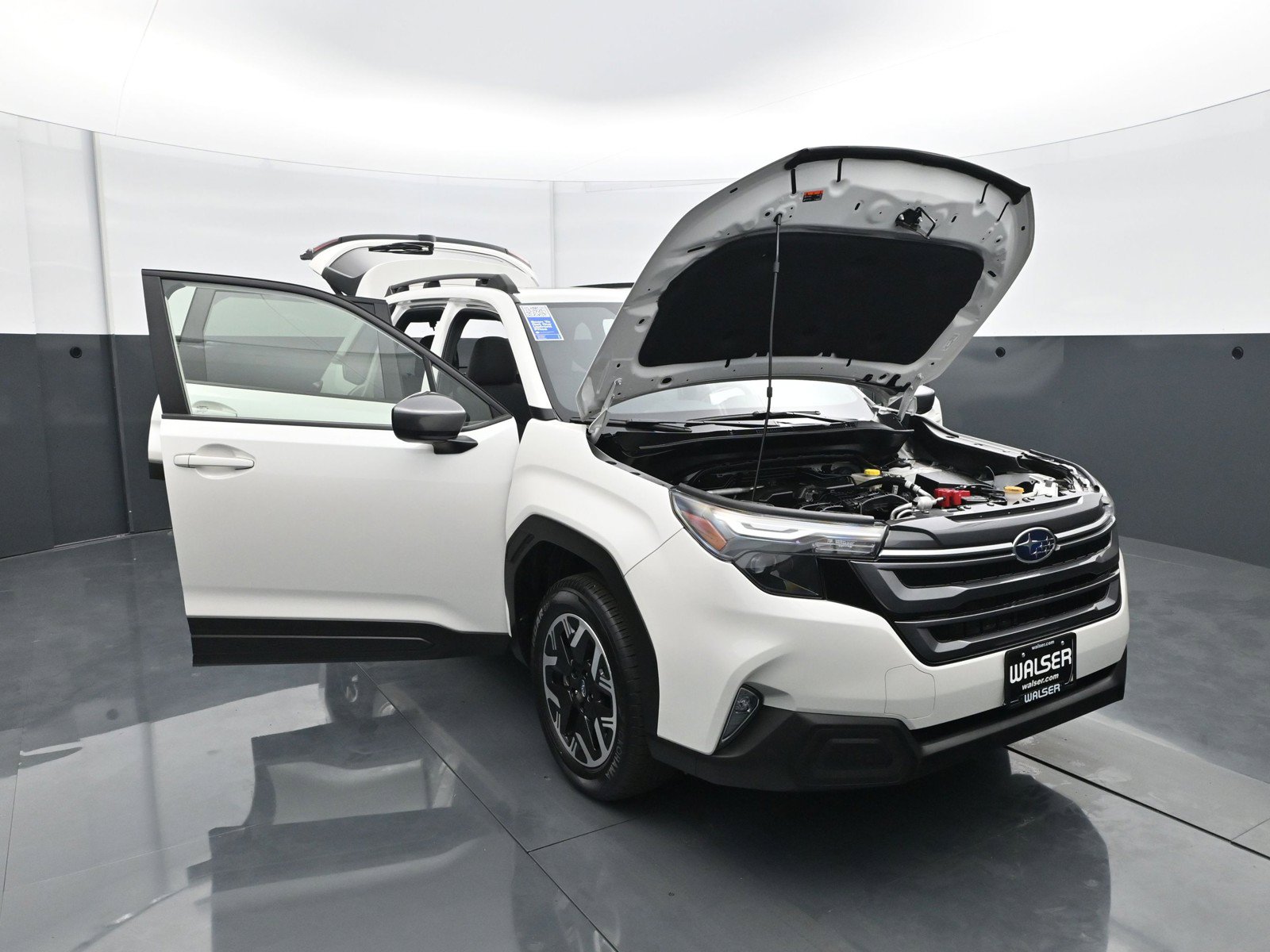 Used 2025 Subaru Forester Premium AWD/4WD image 37