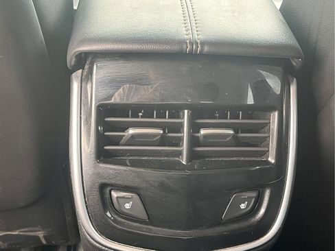 Used 2019 Cadillac XTS Luxury image 18