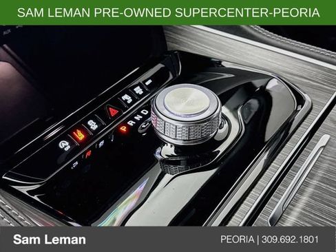 Used 2024 Jeep Wagoneer Series II w/ Premium Group I RWD image 17