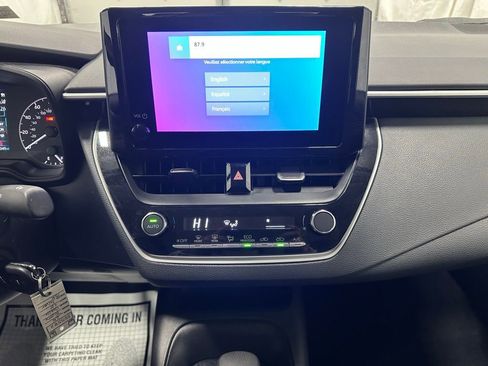 Used 2025 Toyota Corolla LE image 25