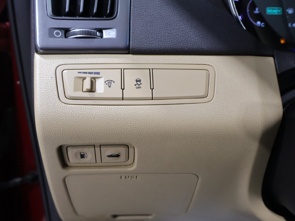 Used 2013 Hyundai Sonata Limited FWD image 32