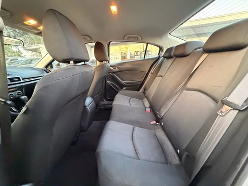 Used 2015 MAZDA MAZDA3 i Sport FWD image 13