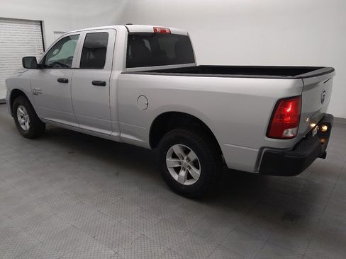 Used 2019 RAM 1500 Express AWD/4WD image 3