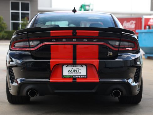 Used 2022 Dodge Charger Scat Pack RWD image 11