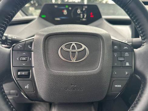 Used 2026 Toyota Prius XLE image 26