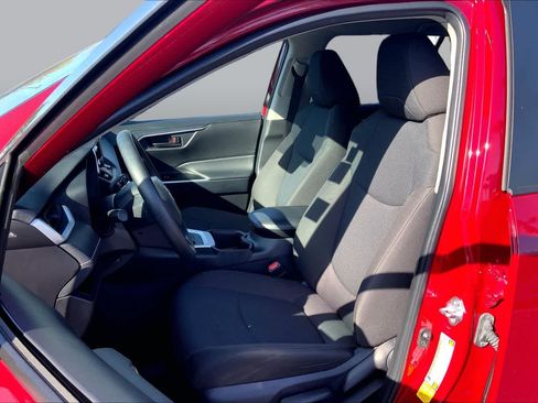 Certified 2025 Toyota RAV4 LE AWD/4WD image 7