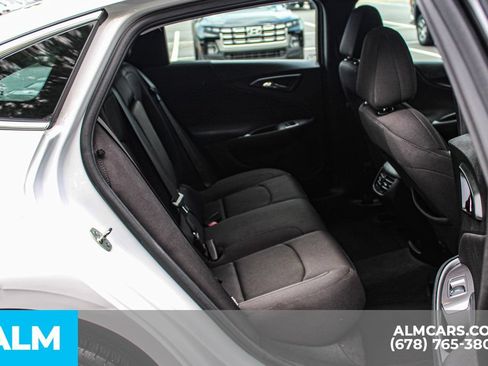 Used 2024 Chevrolet Malibu LT FWD image 18