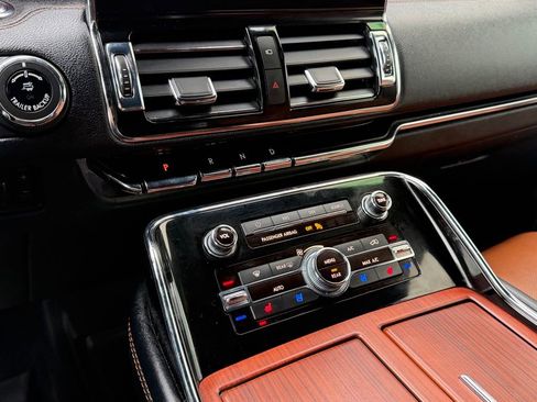 Used 2021 Lincoln Navigator L Reserve image 15